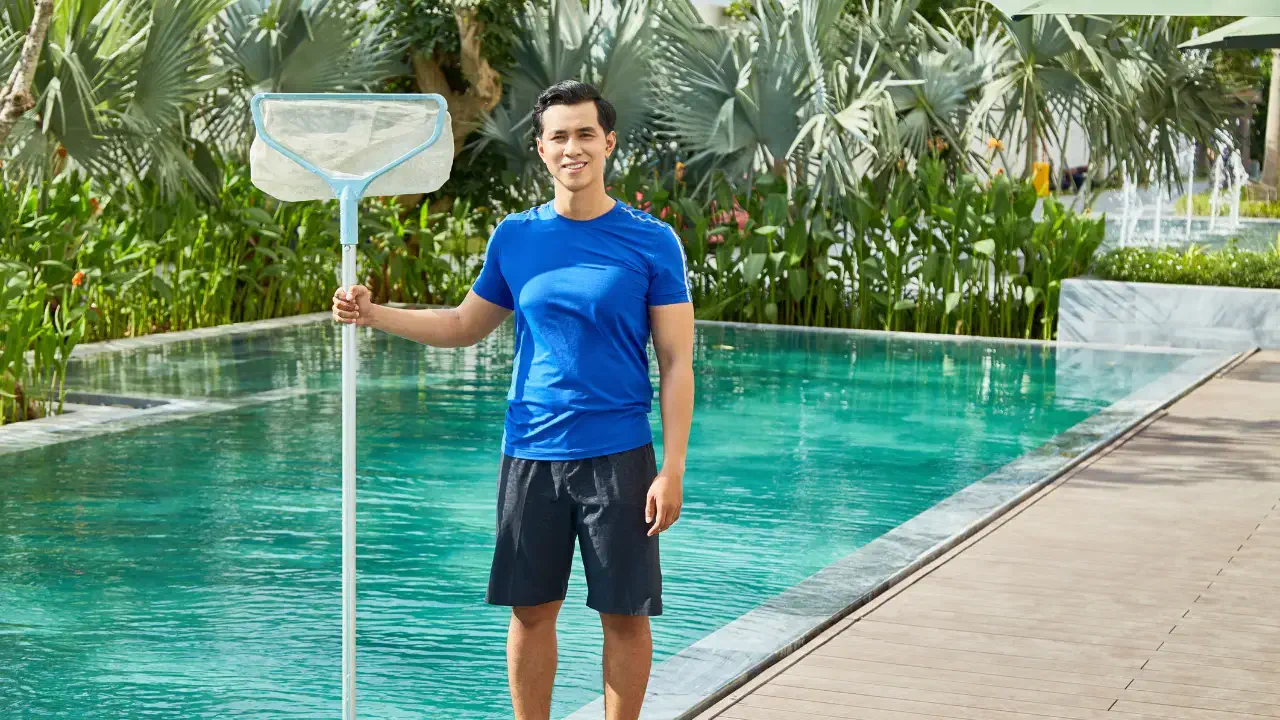 pool cleaner houston